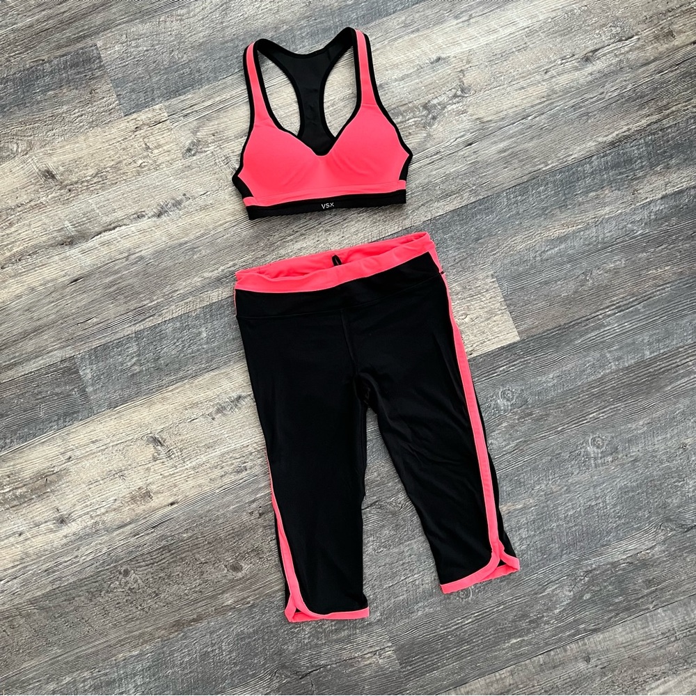 Cropped Leggings - 3 pairs plus sports bra - Picture 2 of 12